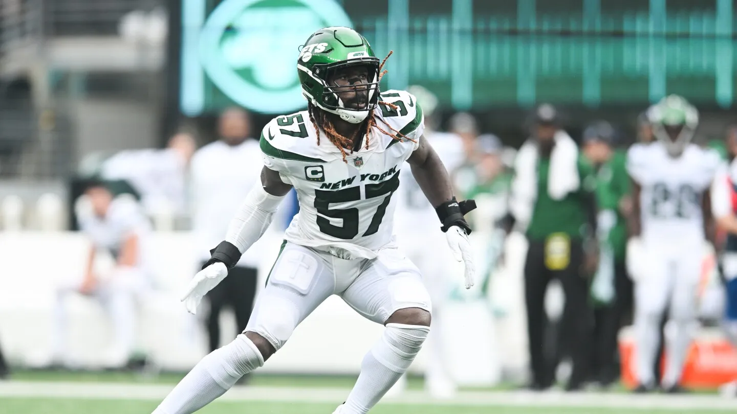 C.J. Mosley mengumumkan pensiunnya