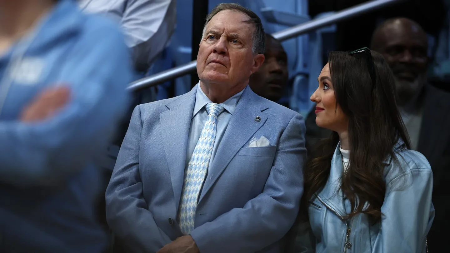 Pendukung UNC "Lama" Mengadu ke Sekolah tentang Bill Belichick dan Jordon Hudson