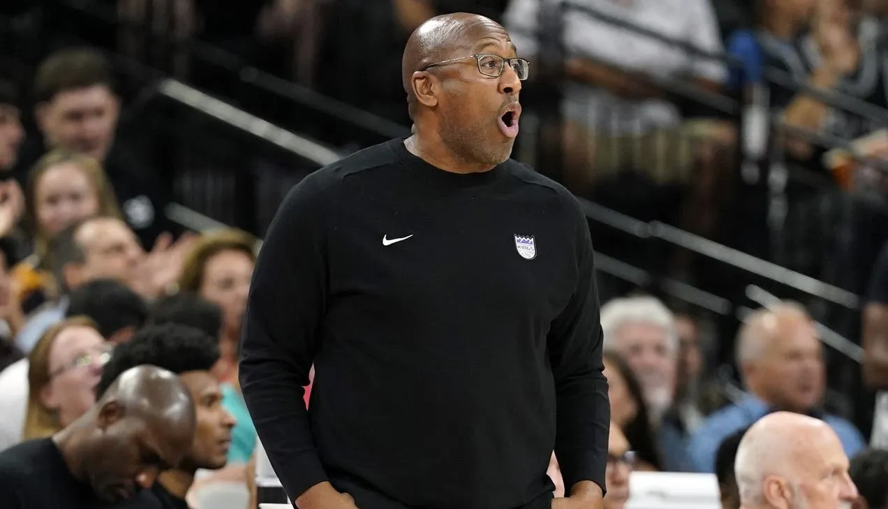 Taylor Jenkins dan Mike Brown di antara kandidat pelatih kepala dalam radar Knicks