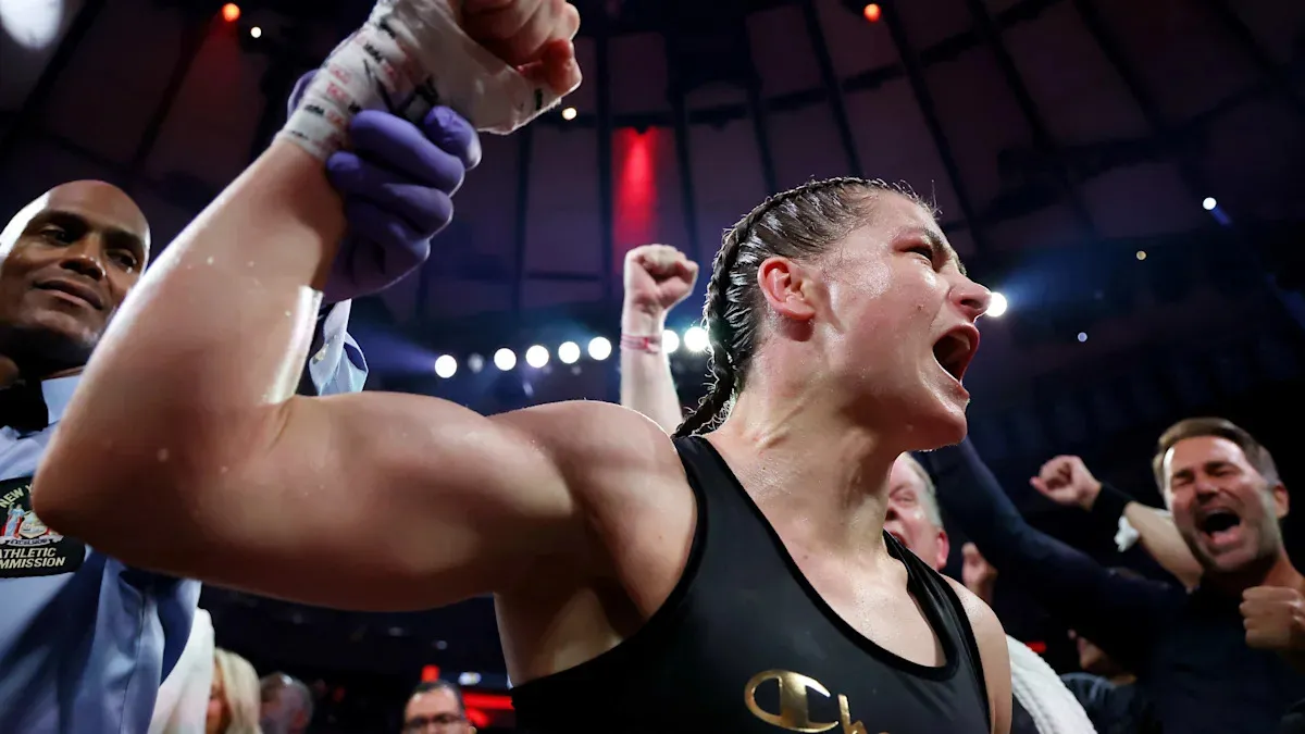 "Terhebat Sepanjang Masa": Reaksi Petarung atas Kemenangan Katie Taylor atas Amanda Serrano dalam Trilogi Bersejarah Netflix